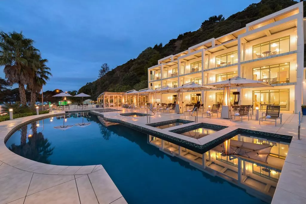 Beach-Resort-Spa-Hotel