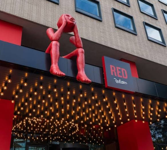 Radisson Red
