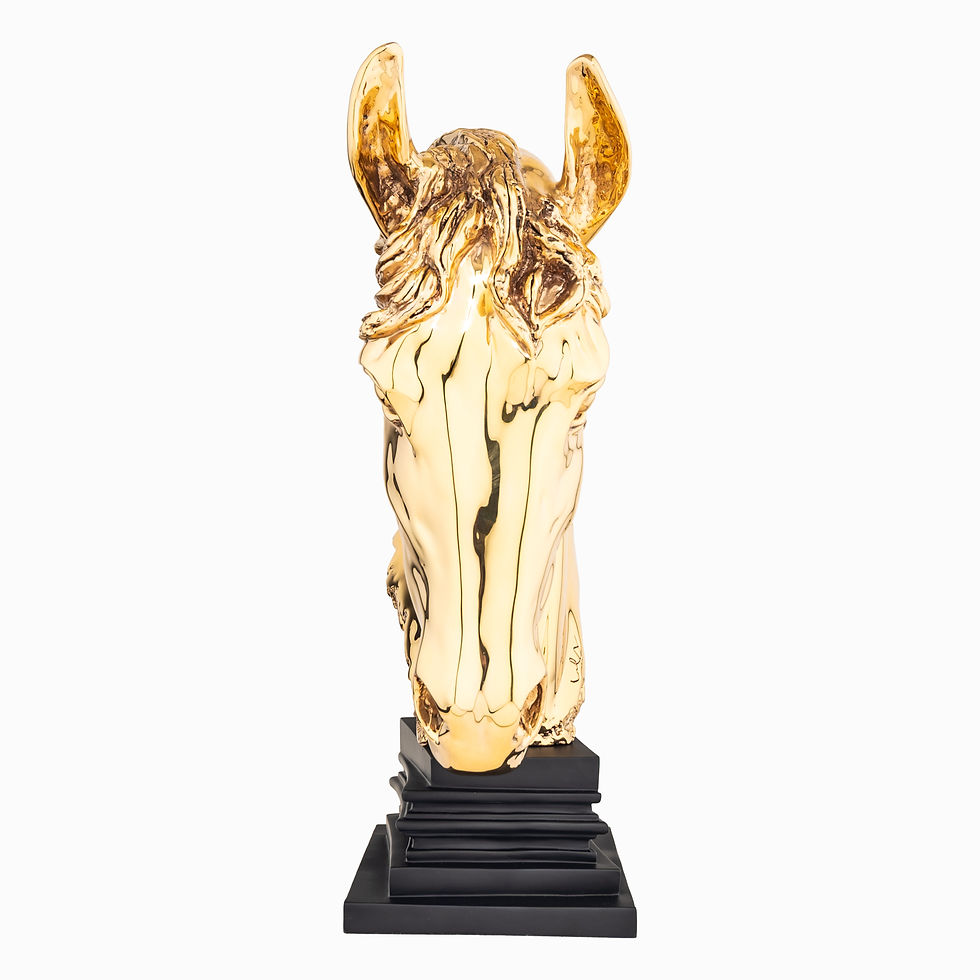 Thumbnail: Serene Gold Horse Head Statue