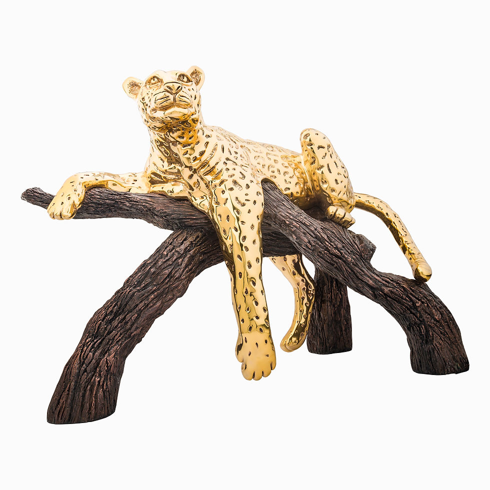 Thumbnail: Gold Leopard Statue on a Branch