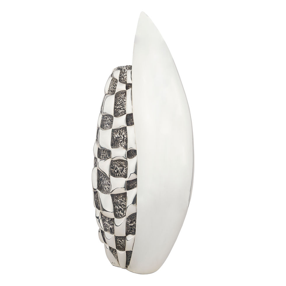 Thumbnail: Modern Checkers Vase in Silver¬ †