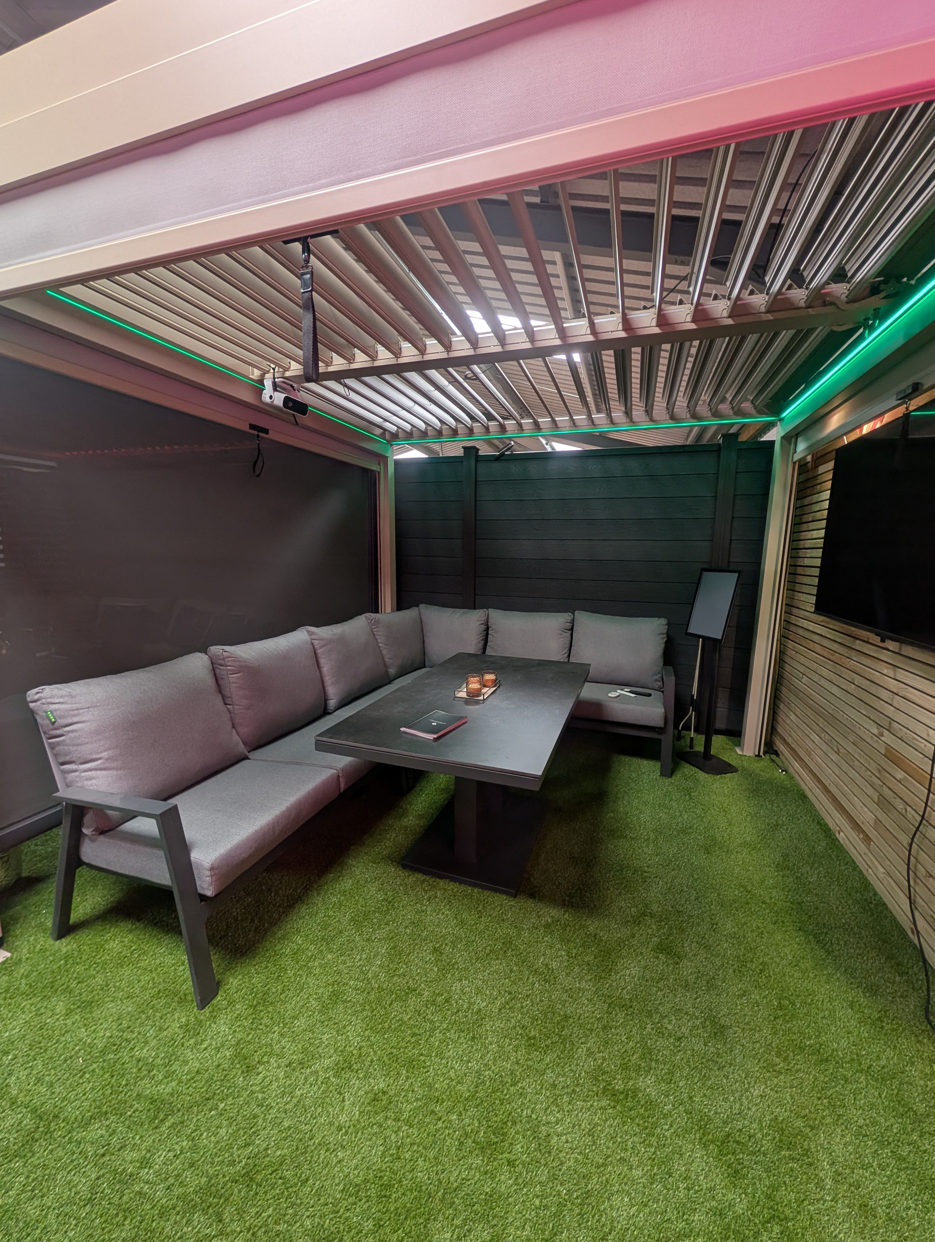 Marseille Corner Sofa and Rising Table
