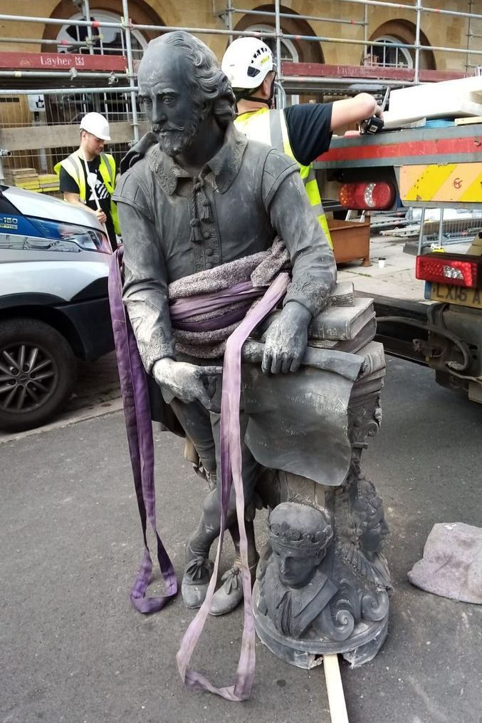 Shakespeare statue