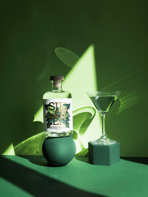 Swiss Photographer - Commercial photography - Fashion photography - colorful photography