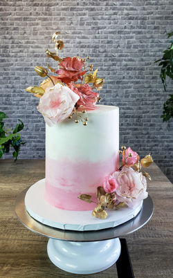 Modern Cake | Floral Bridal Shower Cake