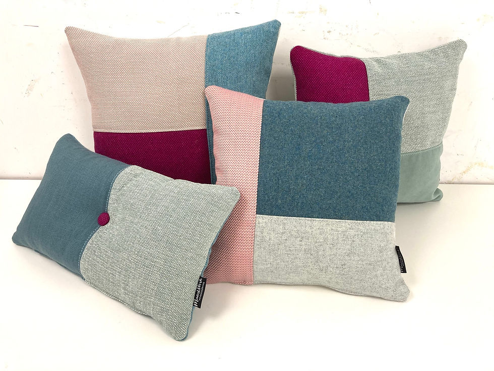 Thumbnail: Puzzelkussen - roze/blauw/mint