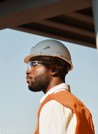 Engineer in Hardhat_edited.png