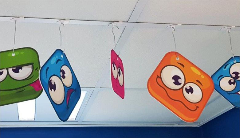 זה תלוי-תלייה קלה לתקרות מונמכות