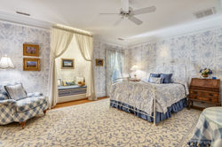 Upper Level 1-Bedroom-_DSC0162.JPG