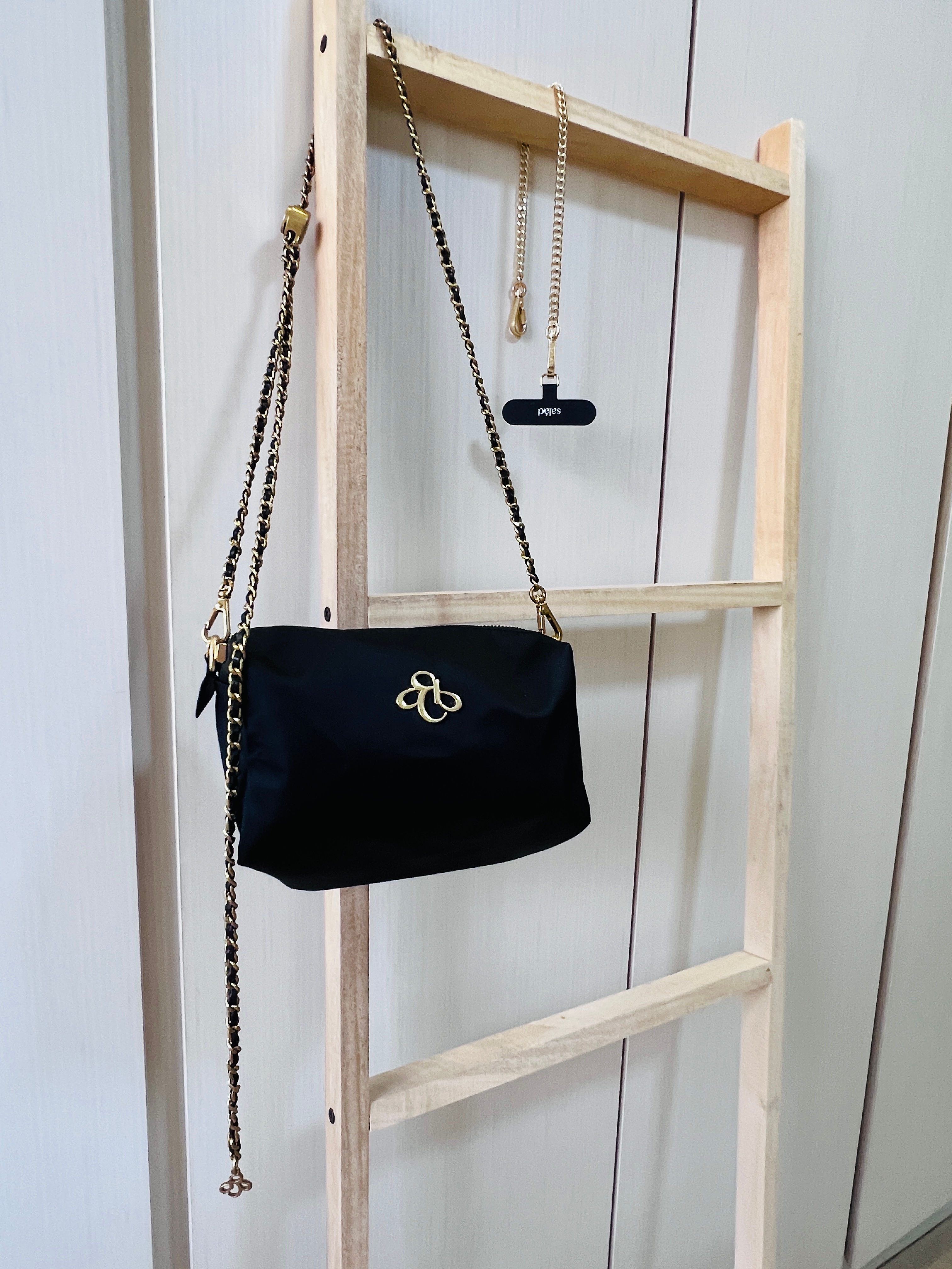 Aura Noir Bag