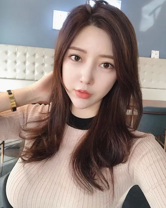 민지