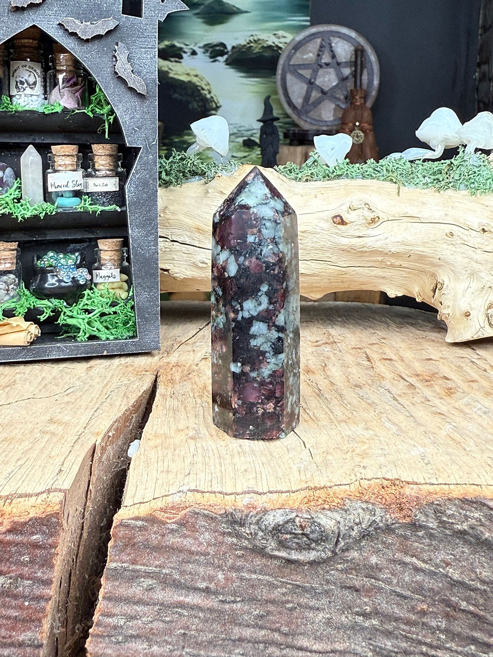 Thumbnail: Eudialyte Rare U.V. Reactive Point ~ Russia 