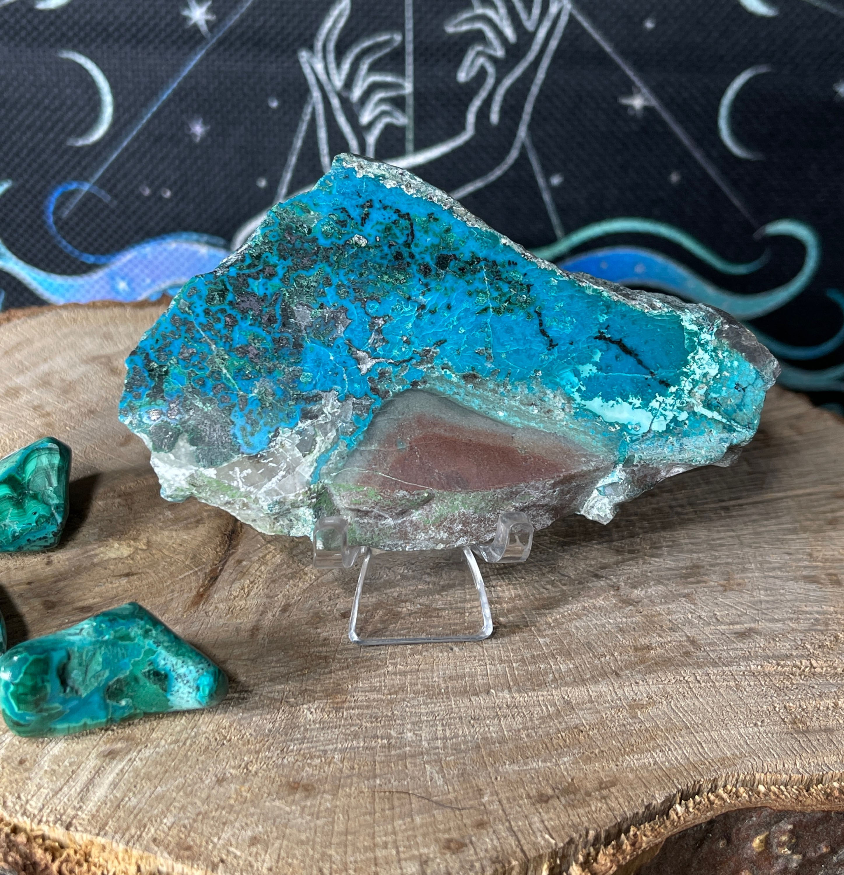 Chrysocolla and Malachite Slab Shield while Proccesing Emotions 