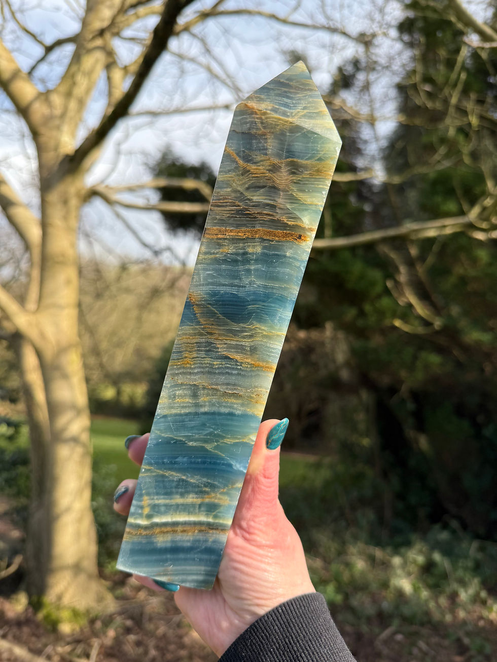 Thumbnail: Blue Banded Onyx Large Tower 1kg (Slight Lean) 