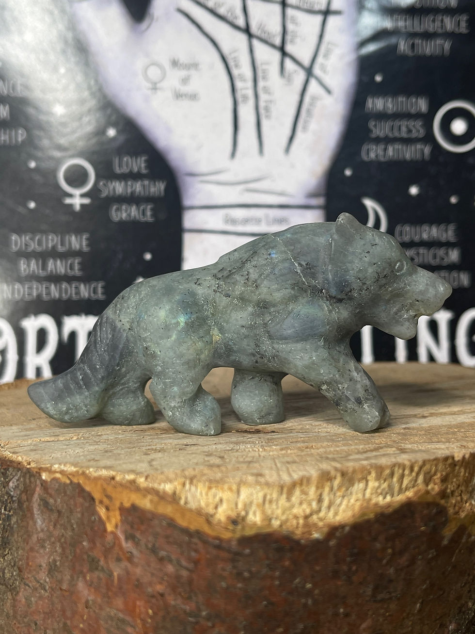 Thumbnail: Labradorite Roaming Wolf Carving