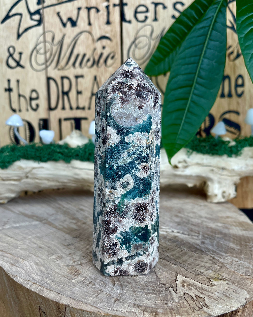 Thumbnail: Green Flower Rhyolite Tower Inspired Creation 