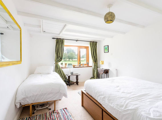 King size double bed, optional single bed in light and cosy bedroom