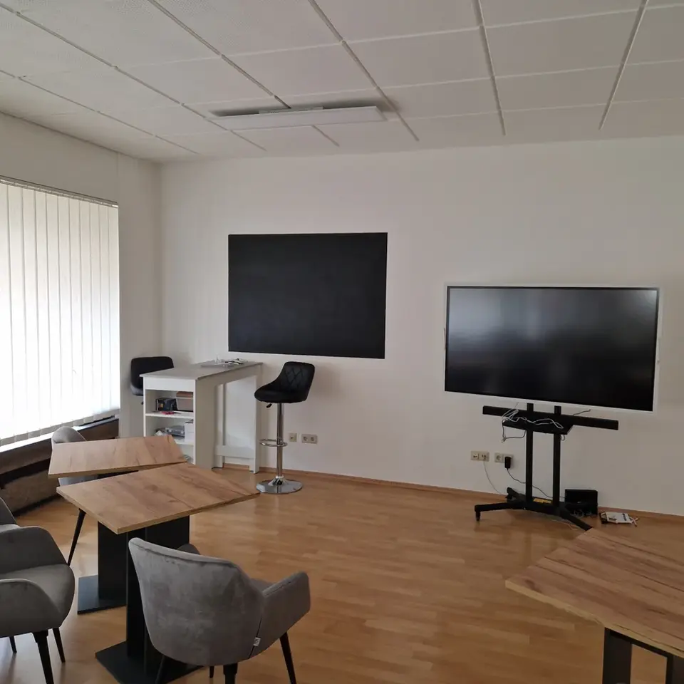 Nikos Fahrschule innen