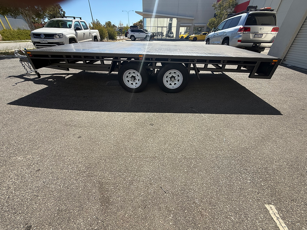 Thumbnail: 3.5T Flat Top 4.8 with ramps