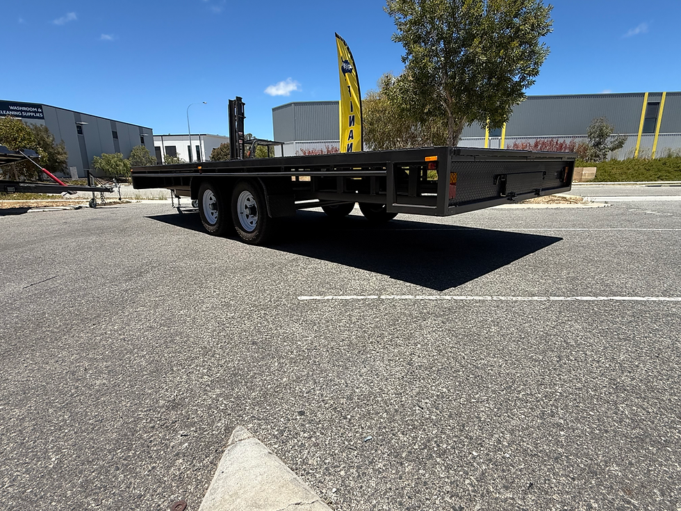 Thumbnail: 4.5T Flat Top 6m with ramps