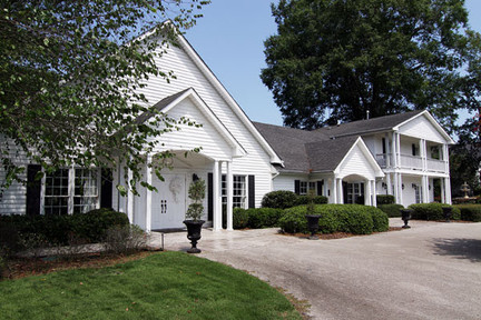 mathews-manor-3.jpg