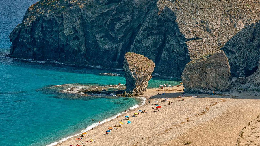 La Playa de los Muertos: un nombre con historia y misterio