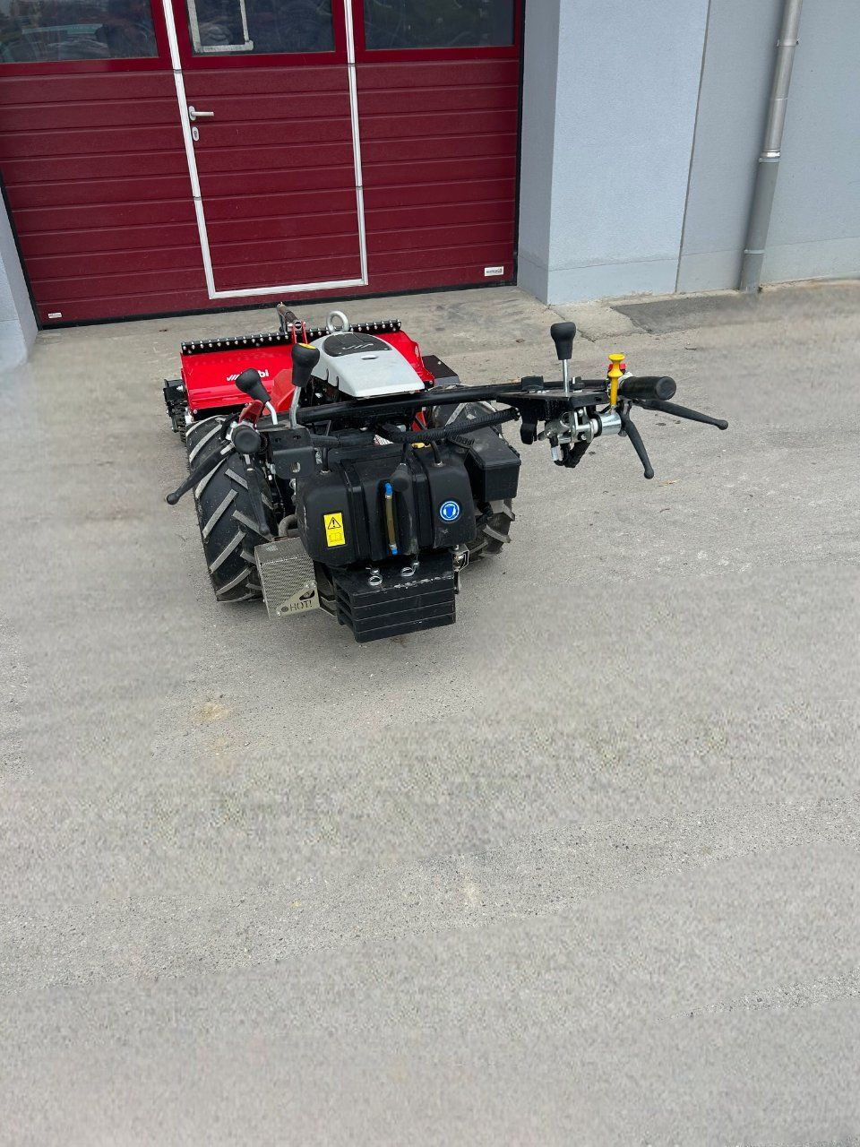 umkehrfrase-bodenfrase-motormaher-aebi-cc150-demo-gerat_1