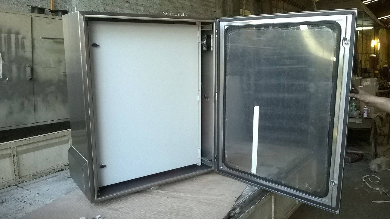 TABLERO INOXIDABLE A MURO CON VISOR