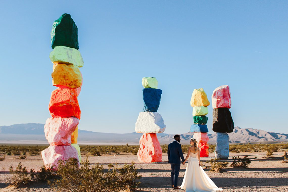 Thumbnail: Casar em Vegas - Seven Magic Mountains