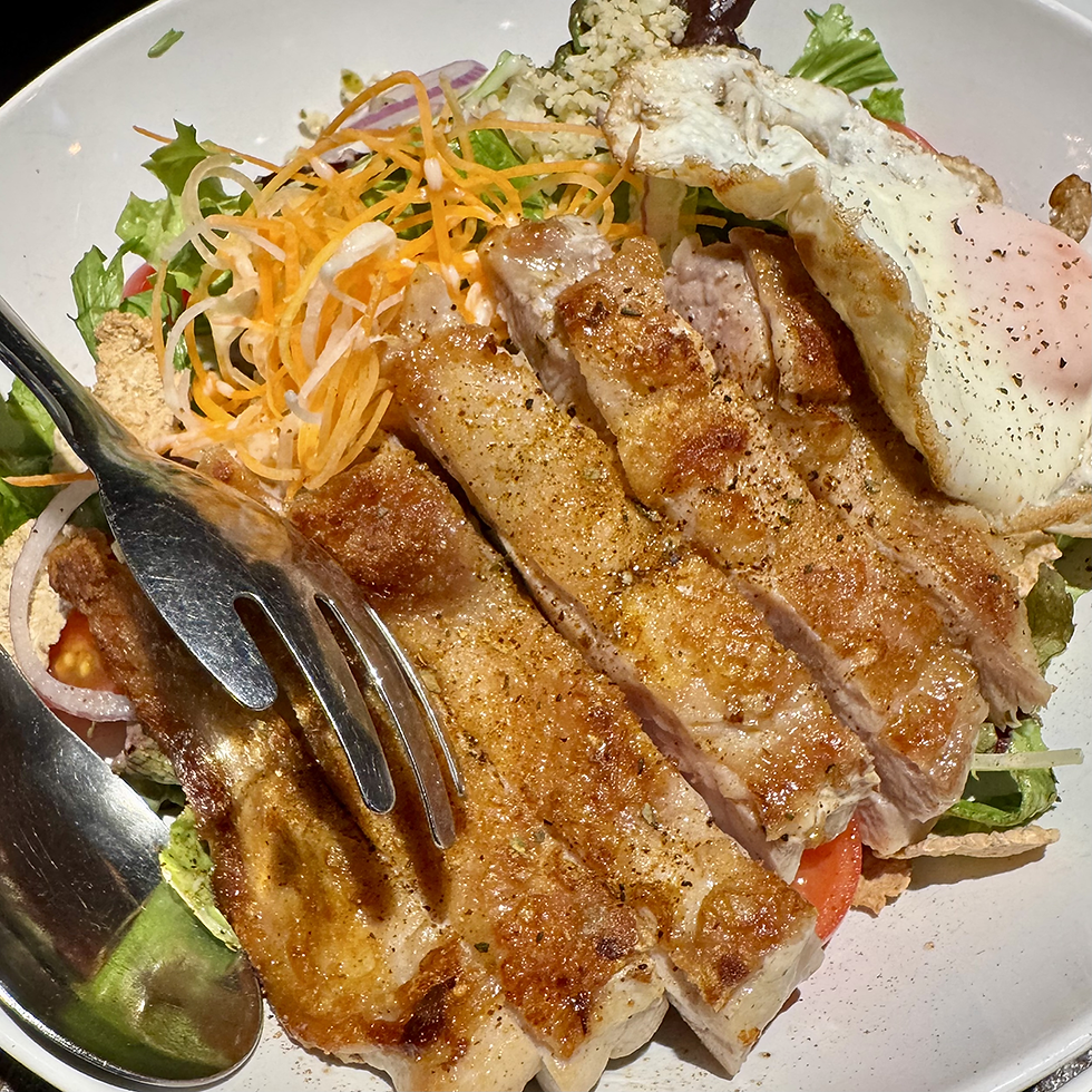 Cajun chicken salad, Gastropub GOZO, Shimokitazawa