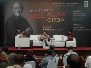 Peluncuran dan diskusi buku "Biografi Judilherry Justam: Anak Tentara Melawan Orba" di Jakarta, 27 Agustus 2015. (Aryono/Historia.ID).