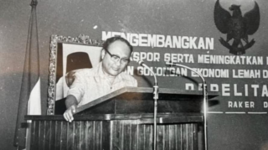 Jejak Radius Prawiro dalam Reformasi Pajak