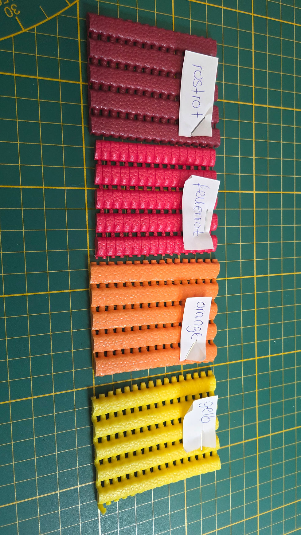 Miniaturbild: Farbproben Airmesh & Sympanova