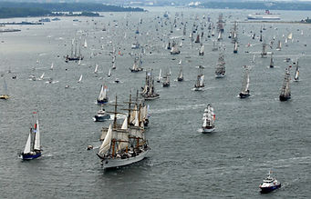 668182412-Kiel - Windjammerparade541 Thomas Eisenkrtzer.jpg