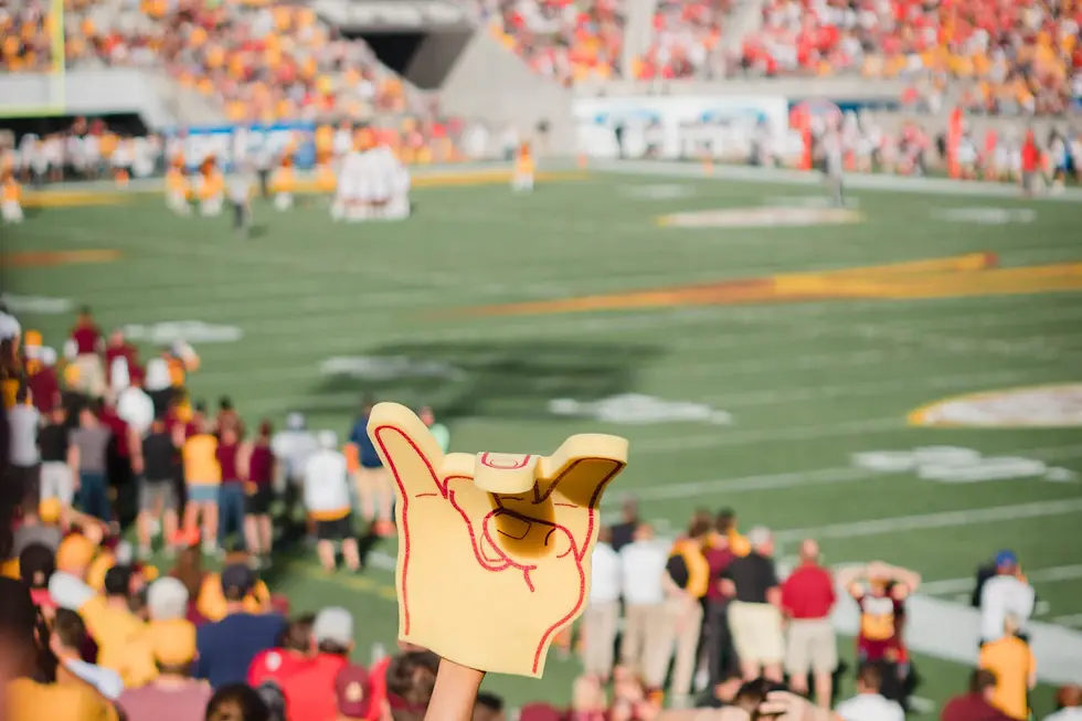 Score Big: How to Follow Your Favorite Teams and Players on KaroStream