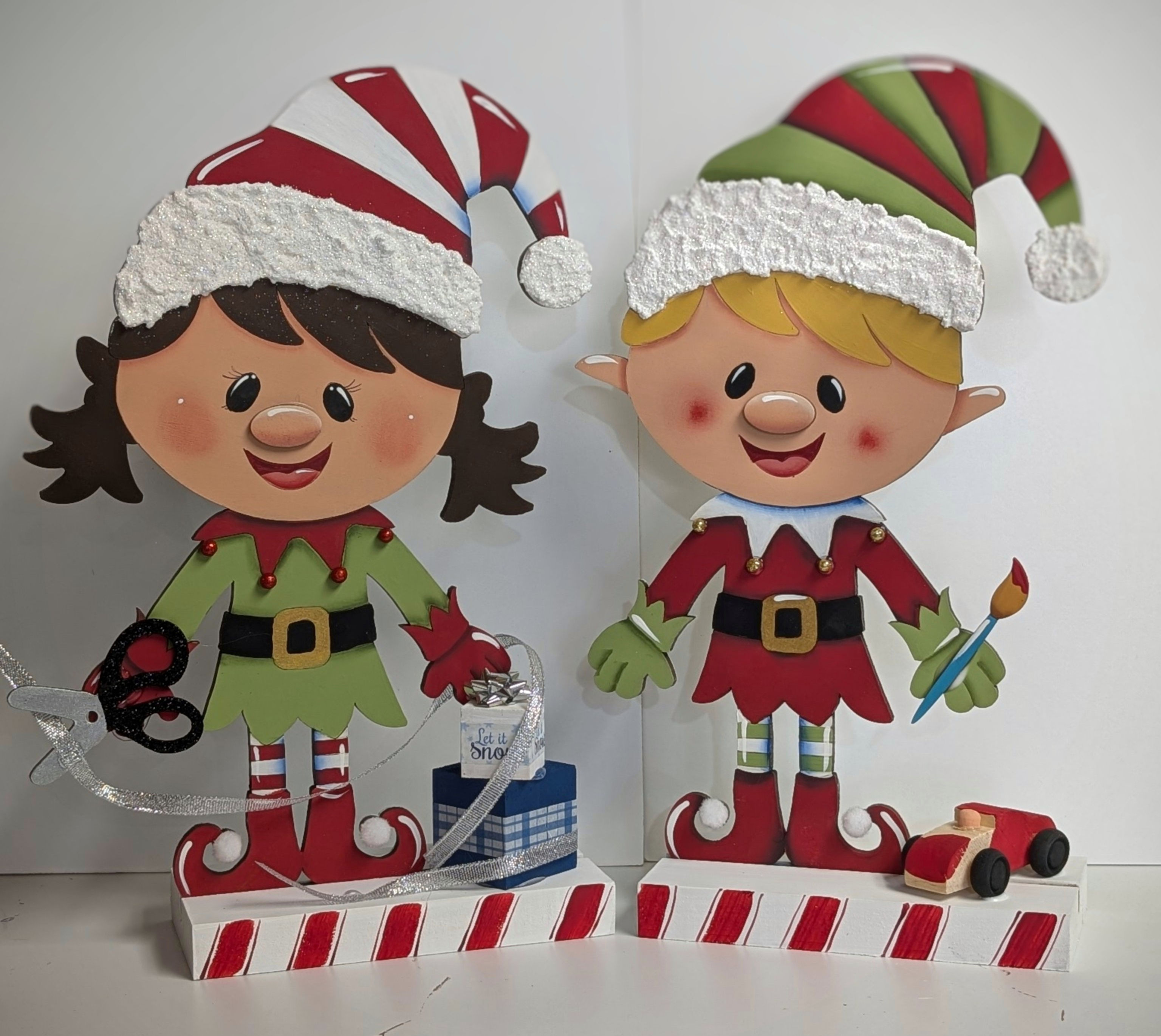 Santa's Little Toy makers