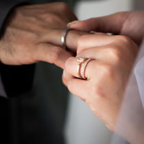How to Wear a Wedding Ring: Which Hand, Which Finger & Wedding Ring Traditions