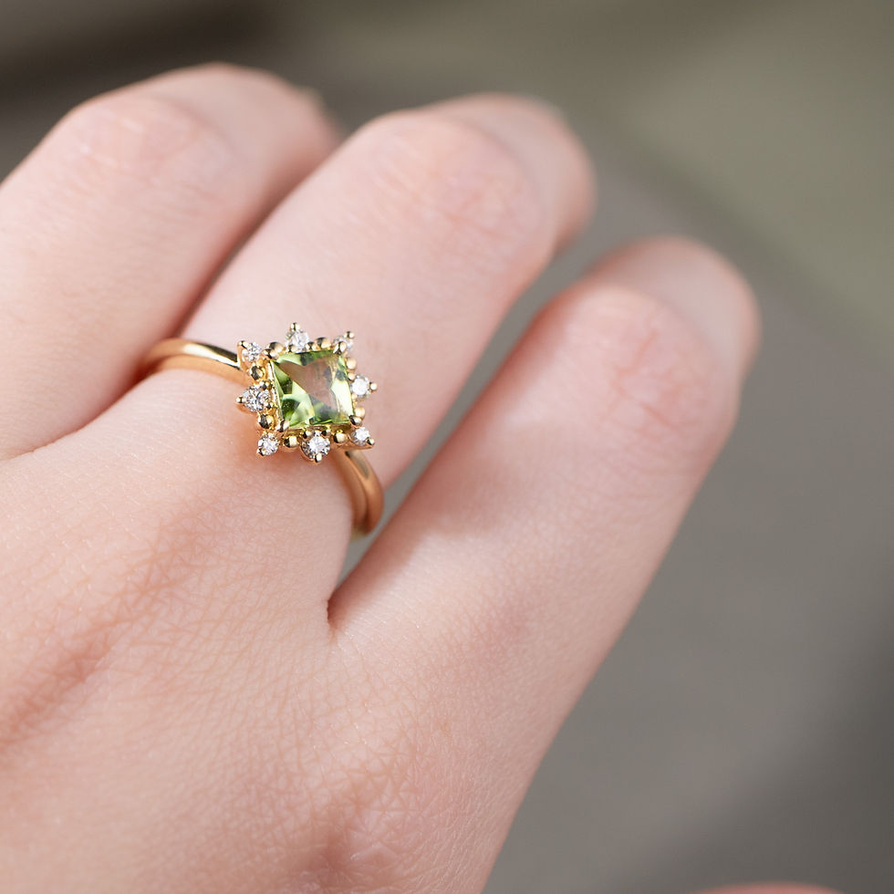 Stella Ring with Peridot