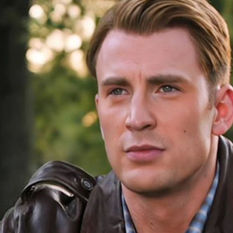 Chris Evans como Steve Rogers