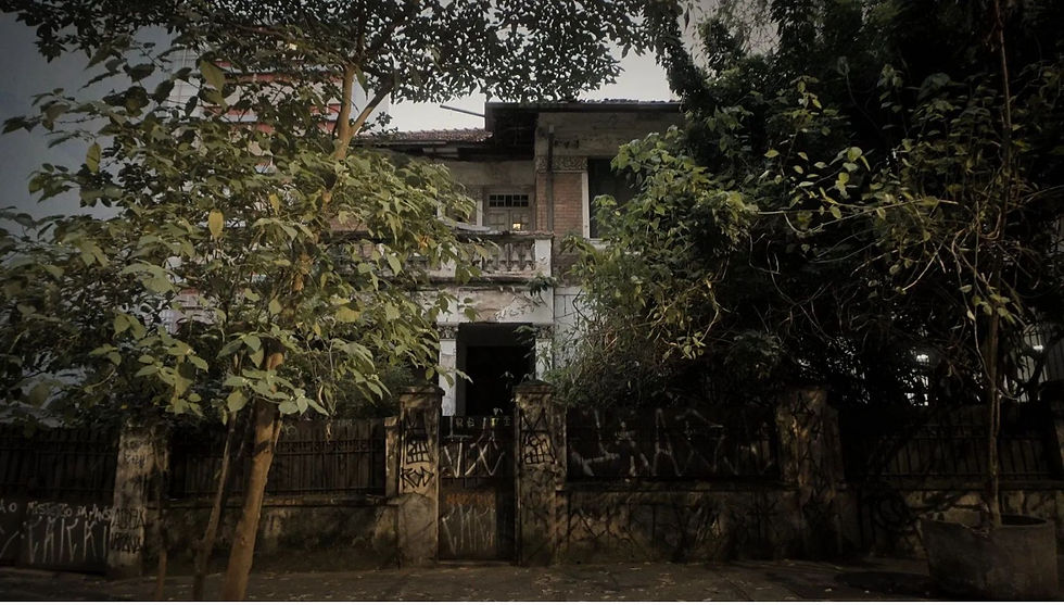 A Mulher da Casa Abandonada