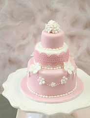 オーダーケーキ，シュガークラフト，ウェディングケーキ，オーダーメードウェディングケーキ，花嫁様手作り，ピンク，リボン，レース
