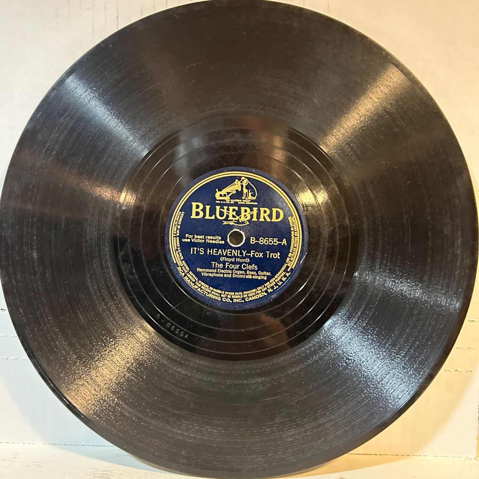 THE FOUR CLEFS BLUEBIRD 8655 It's Heavenly/Dig These Blues