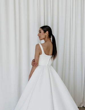 EB22470+BAck+detail.jpeg