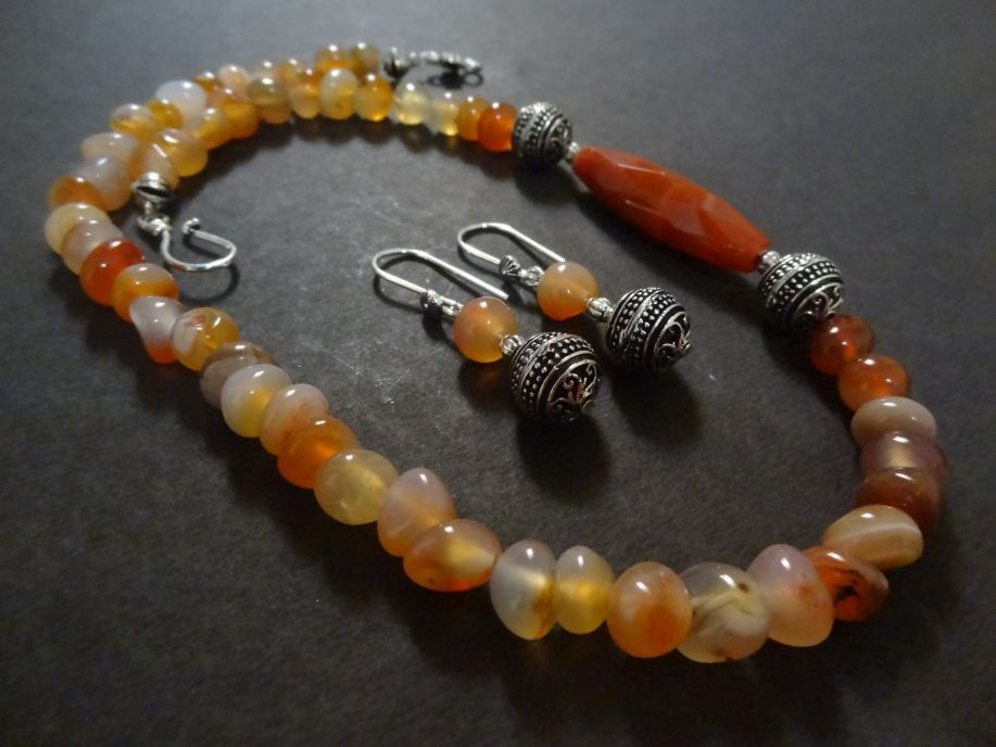 Thumbnail: Designer Semi precious brown agate neckpiece