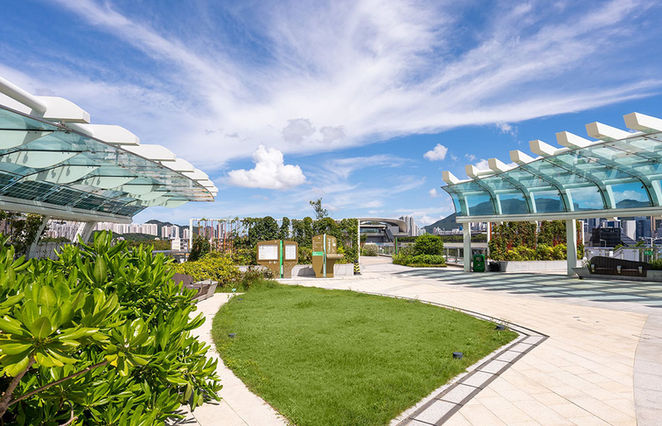 澐璟PANO HARBOUR 傲立啟德跑道區面向維港地段,盡擁無遮擋全景
,傲踞啟德千億發展藍圖,坐擁九龍東全新商業核心龐大發展機遇。澐璟PANO HARBOUR 由6幢住宅大廈及6幢洋房組成,分別樓高31層及7層,合共提供582伙住宅單位,澐璟戶型包括1房至4房分層戶、特色戶及臨海大宅。
