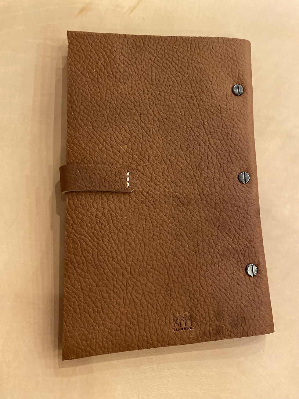 Thumbnail: Pumpkin 6x9 Inch Refillable Leather Journal