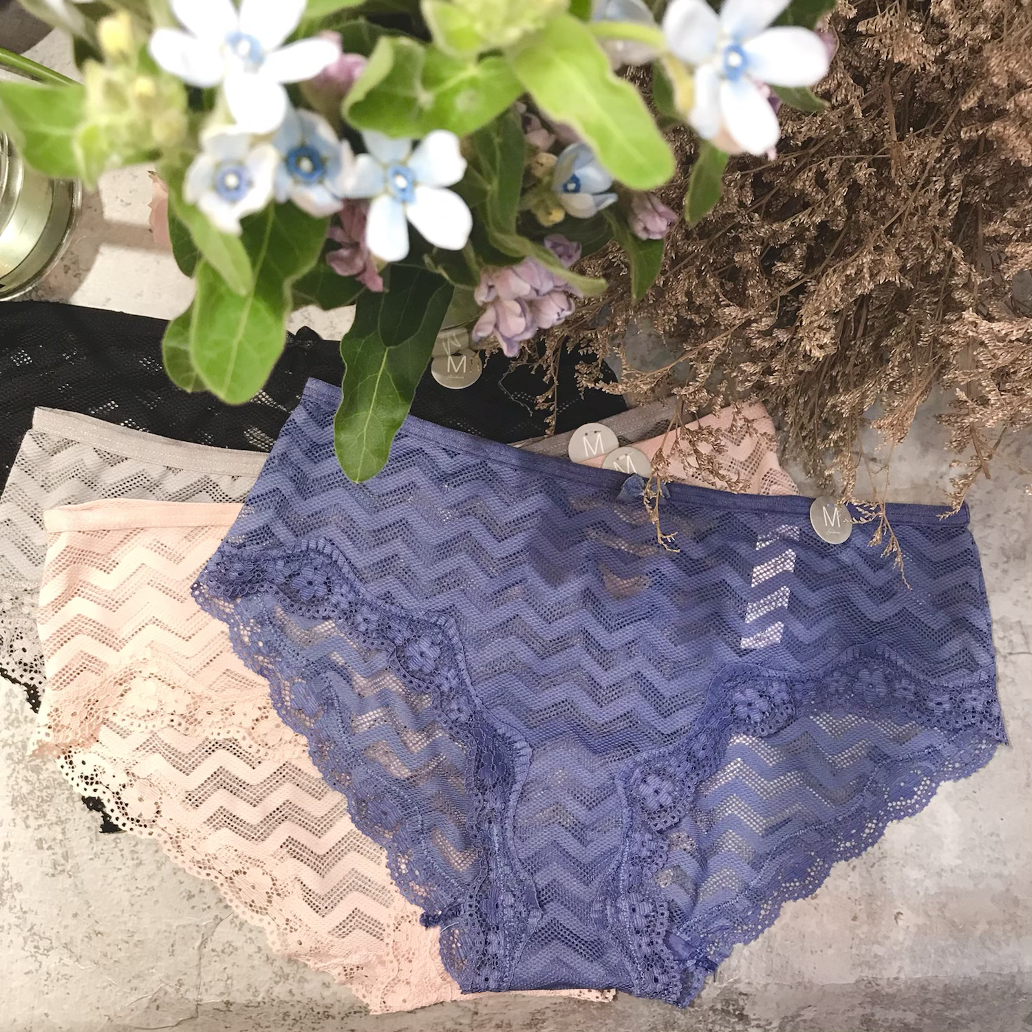 低腰透視W線紋網蕾絲波浪邊內褲low rise panty