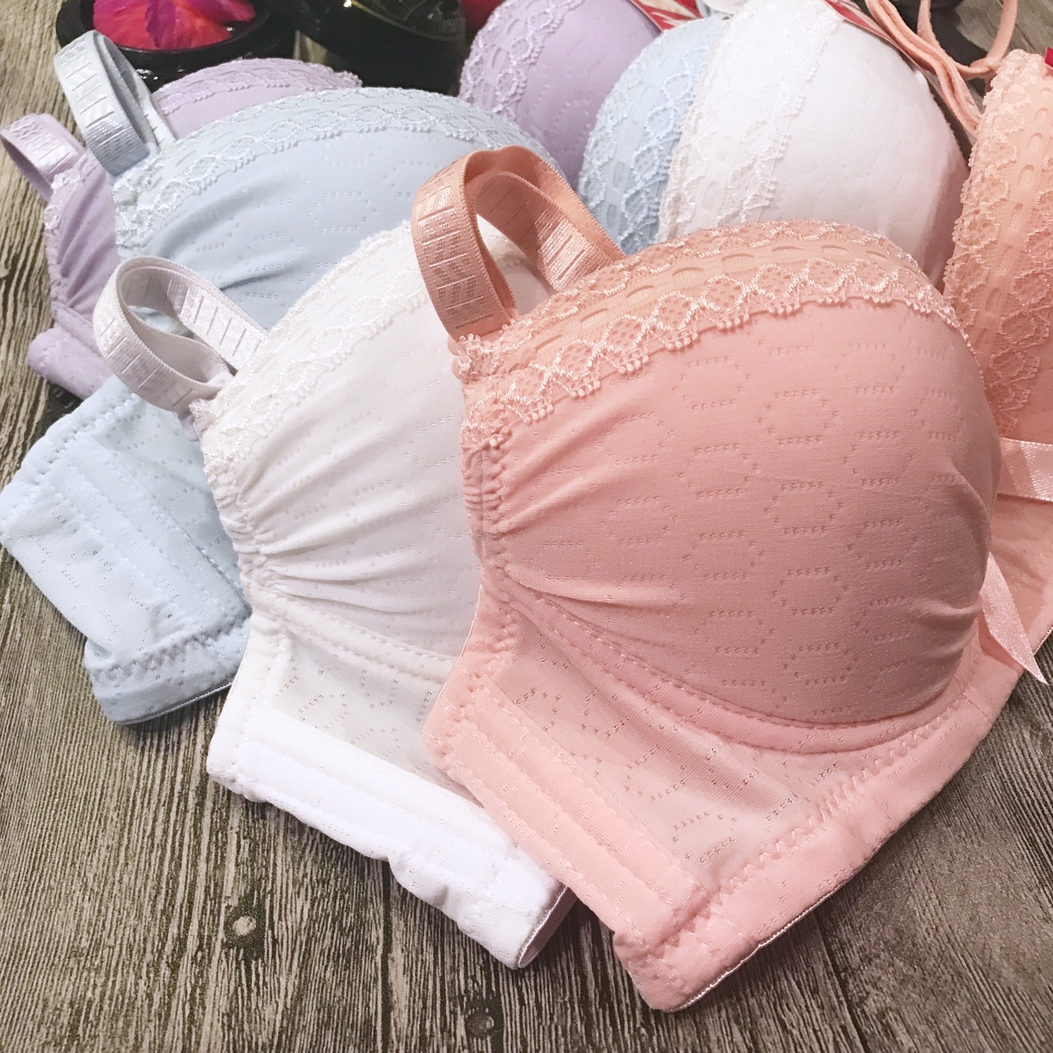 縮圖：32B CUP Bra 胸圍