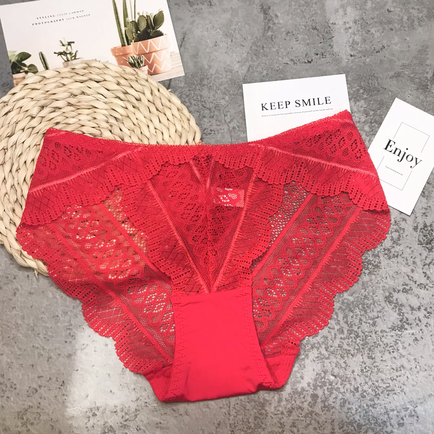 雙側波浪斜邊蕾絲高叉內褲hipsters panty