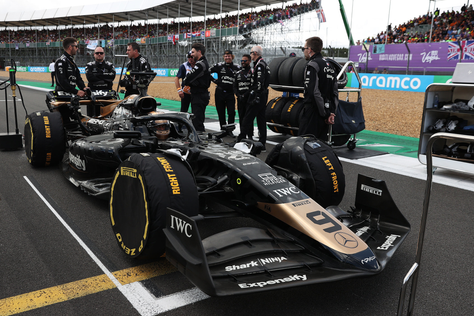 Expensify APX GP: The Fictional F1 Team with a Real Marketing Strategy